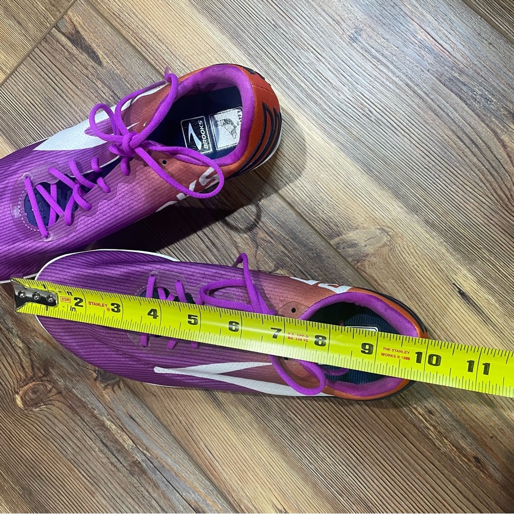 Brooks Mack 17 Track & Field Purple Size 9.5 Lightweight Spikes Performance New - Picture 10 of 12